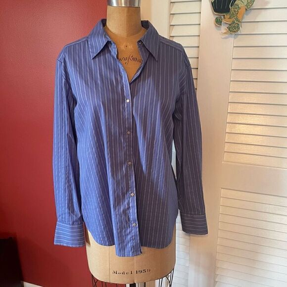 CHICO’S DESIGN | blue pin stripe button up 1 - Picture 1 of 6